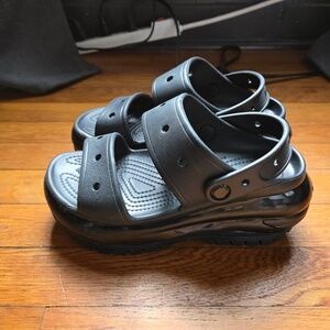 Crocs Mega Crush Sandal - Black - Size M5W7